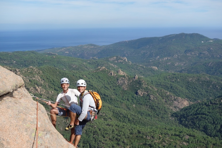 Monte Butara 865 mètres : L'orizzonte degli evente Monte Butara 865 mètres : L'orizzonte degli evente