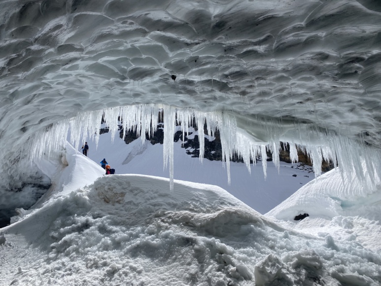 À l'intérieur du glacier