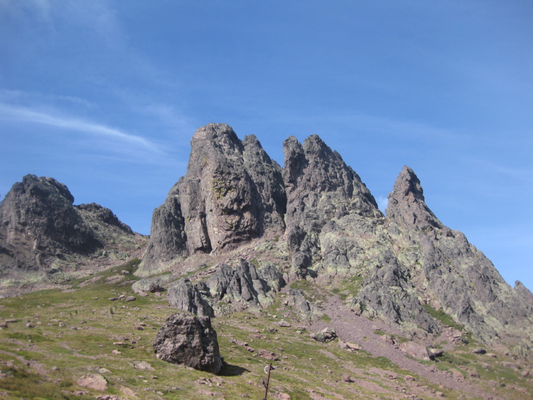 Cheminée oblique à Punta Stranciacone Cheminée oblique à Punta Stranciacone