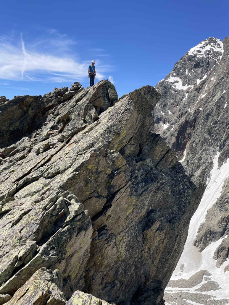 Escalade dans les Alpes au refuge de Crête sèche