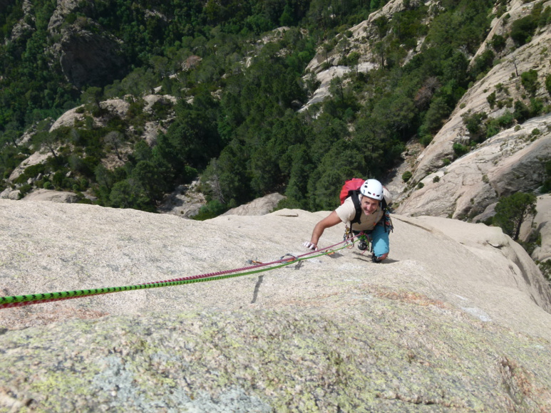 Le dos de l'éléphant, escalade à Bavella Le dos de l'éléphant, escalade à Bavella
