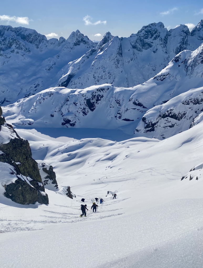 Ski dans les Lofoten au départ d'un voilier Ski dans les Lofoten au départ d'un voilier