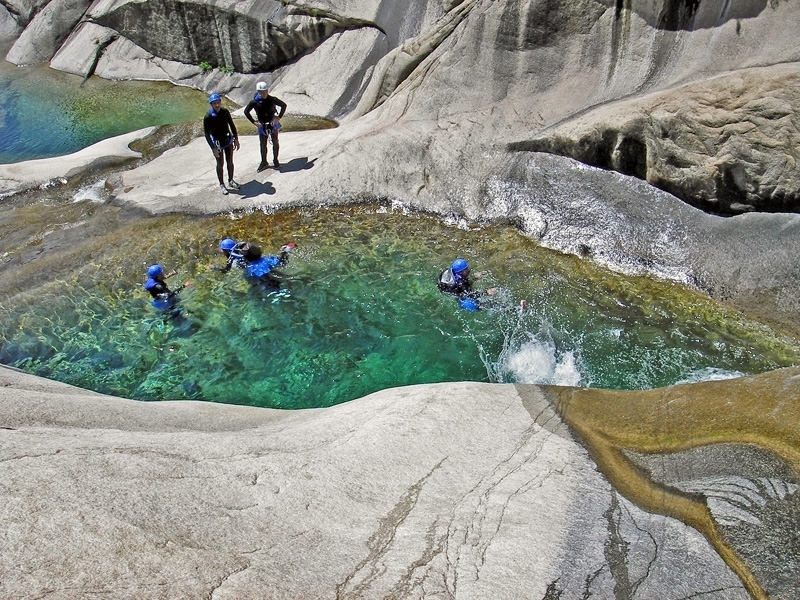 Canyoning à Bavella : la Purcaraccia Canyoning à Bavella : la Purcaraccia