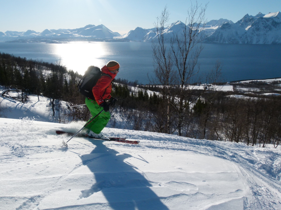 Ski de randonnée en Norvège au départ d'un voilier