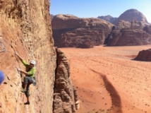 Escalade en Jordanie dans le Wadi Rum Escalade en Jordanie dans le Wadi Rum