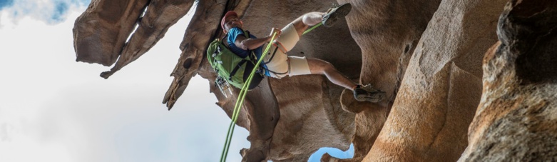 Rappel d'escalade en Corse