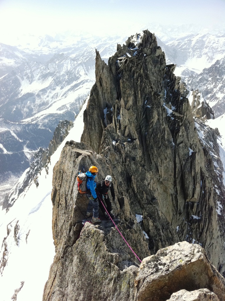 Traversée des aiguilles d'Entreves